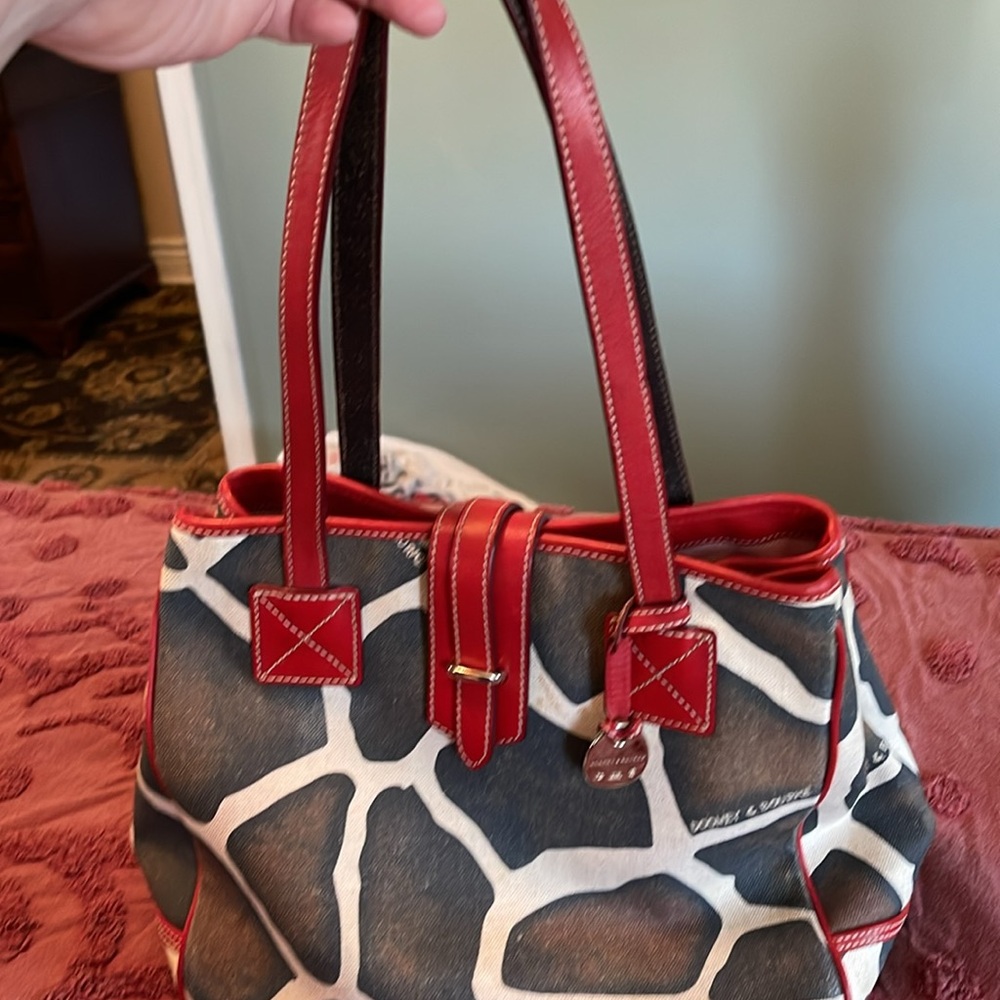 Dooney and Bourke Vintage Giraffe bag - Picture 2 of 12
